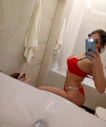 Евгения, 25 лет, 4 размер груди